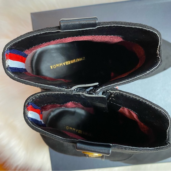 Tommy Hilfiger “Domain 3” Boots - Picture 6 of 13